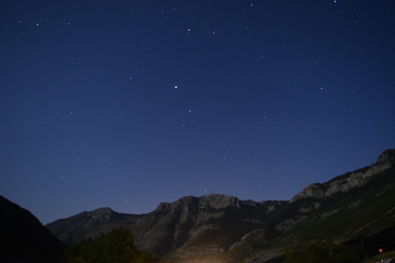 Hostel Buni I Bajraktarit Theth Exteriér fotografie